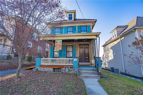 131 James St, Easton, PA 18042
