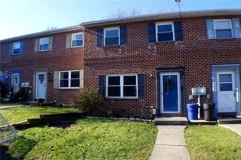 1337 Arch St, Emmaus, PA 18049