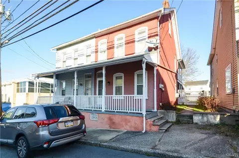 33 S 5th St, Emmaus, PA 18049
