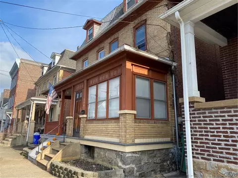 115 N 13th St, Easton, PA 18042