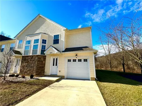 1424 Jadden Ct, Bethlehem, PA 18015