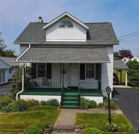 1117 Pennsylvania Ave, Emmaus, PA 18049