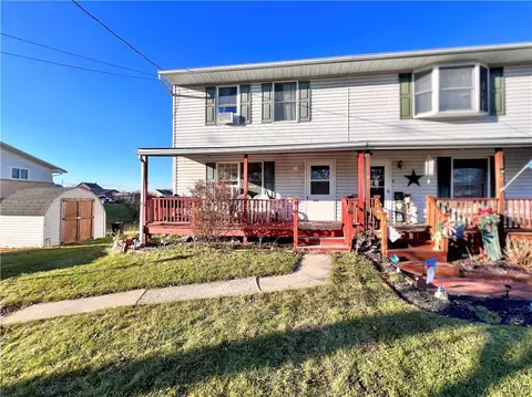 108 Hunter St, PA 19539