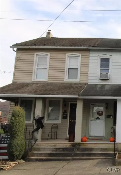 176 North St, Emmaus, PA 18049
