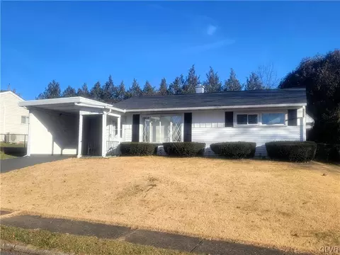 1263 Ellsworth Dr, Fullerton, PA 18052