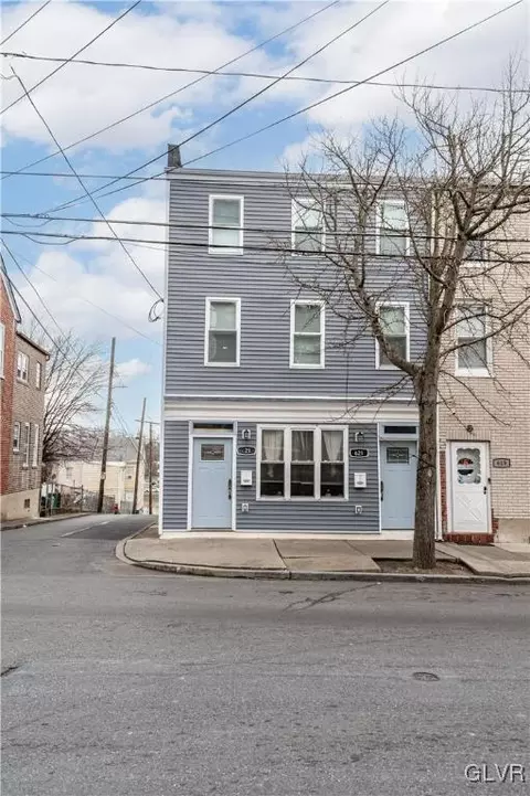 621 N Front St, Allentown, PA 18102