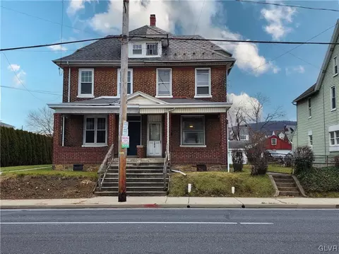 1613 Main St, Hellertown, PA 18055