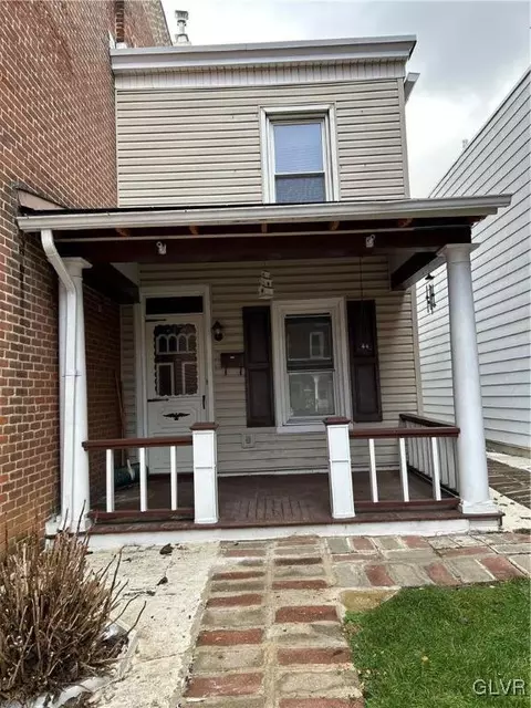 811 N 8th, Allentown, PA 18102