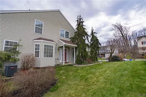 1509 Huron Dr, Sinking Spring, PA 19608 photo 5