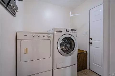 1509 Huron Dr, Sinking Spring, PA 19608 photo 33