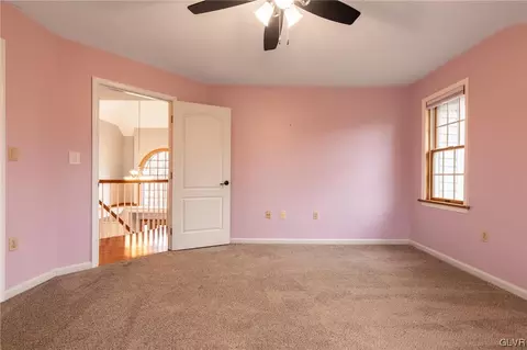 266 E Mountain Rd, Wind Gap, PA 18091 photo 14