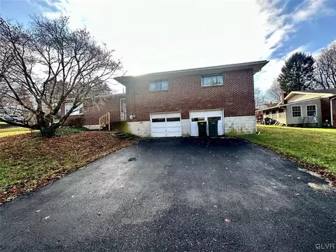 3000 Agnes St, Palmer Township, PA 18045