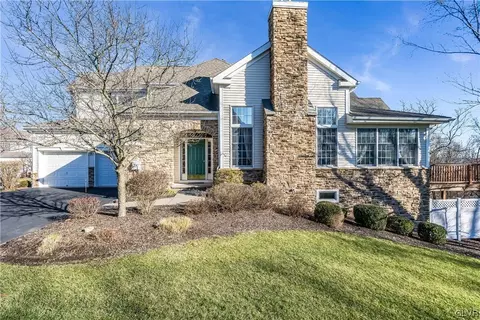 50 Inverness Cir, Williams Twp, PA 18042