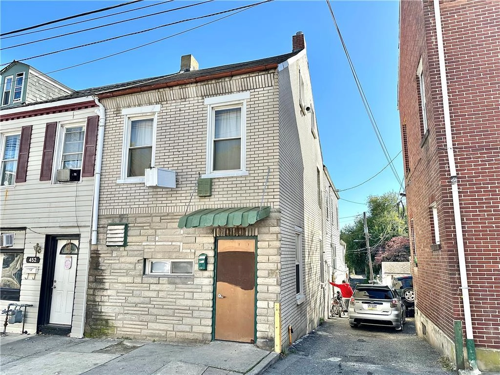454 W Liberty St  
