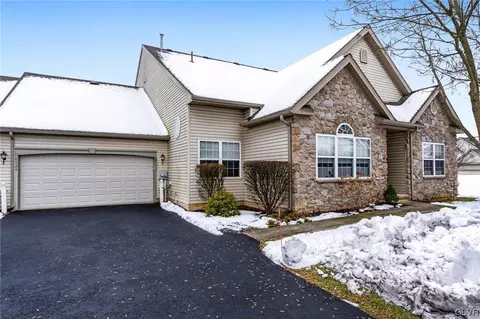 6524 Letterkenny Ln, Macungie, PA 18062