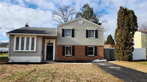 1915 Stonington Rd, Bethlehem, PA 18018