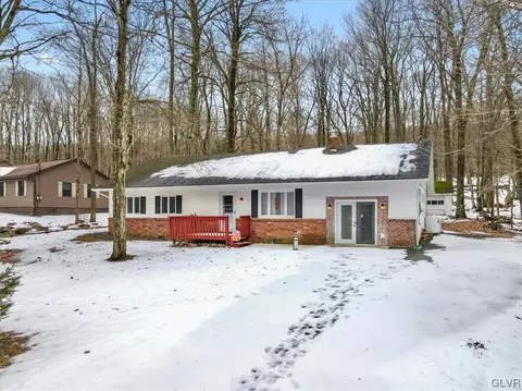 1509 Locust Ln, Tobyhanna Twp, PA 18347