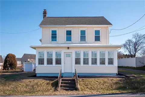 1887 Weilers Rd, Alburtis, PA 18011