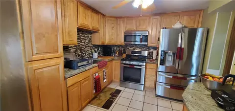 1143 E 4th St, Bethlehem, PA 18015 photo 5