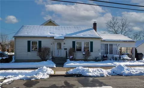 1950 Arlington St, Bethlehem, PA 18017