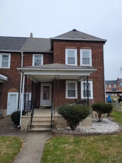 911 Cayuga St, Bethlehem, PA 18017