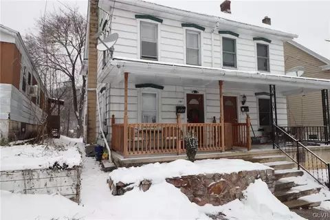 202 Carbon St, Lehighton Borough, PA 18235