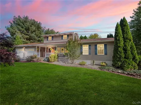 315 Oxford Cir, Bath, PA 18014