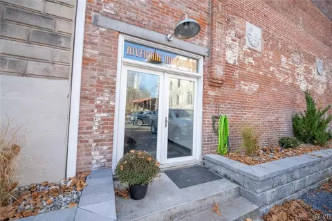 43 N Delaware Dr #5, Easton, PA 18042