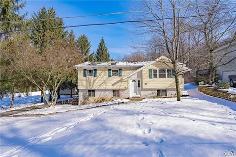 2371 S Filbert St, Allentown, PA 18103