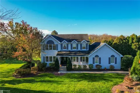 4677 Fairway Rd, Bethlehem, PA 18020
