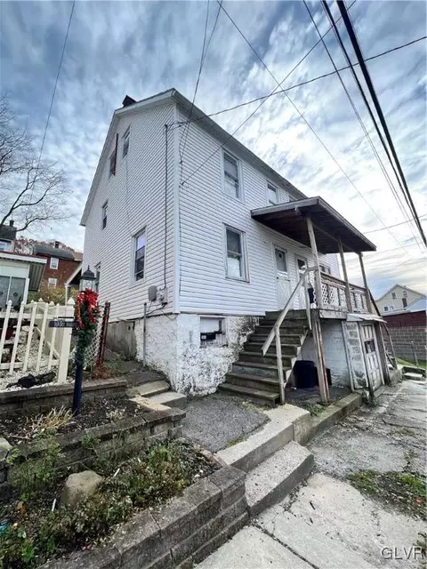 304306 E Kline Ave, Lansford Borough, PA 18232