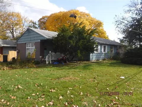 1404 Fairmount St, Bethlehem, PA 18017