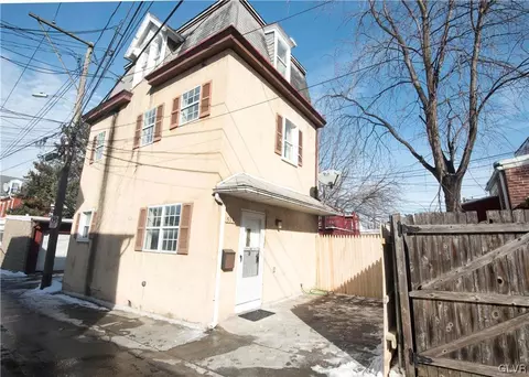 513 N Silk St, Allentown, PA 18102