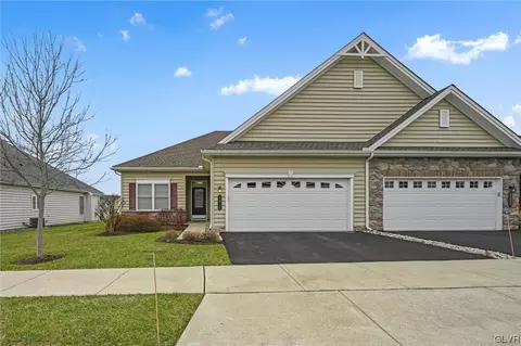 4626 Freedom Way #203, Center Valley, PA 18034