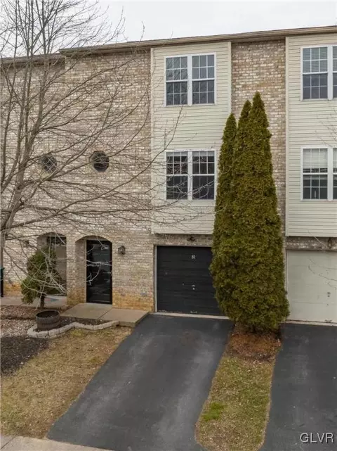 81 Freedom Ter, Easton, PA 18045