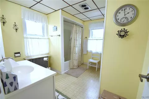 433 Alpha Rd, Wind Gap, PA 18091 photo 21