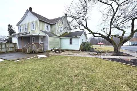433 Alpha Rd, Wind Gap, PA 18091 photo 3