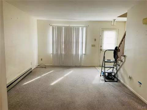 823 E 5th St, Bethlehem, PA 18015 photo 3