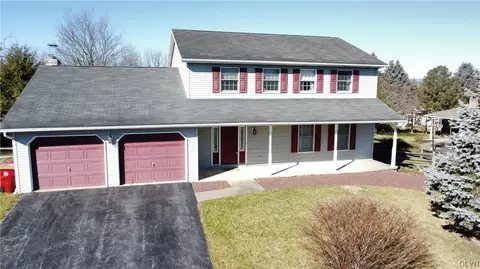 1820 Maple Ave, Forks Twp, PA 18040