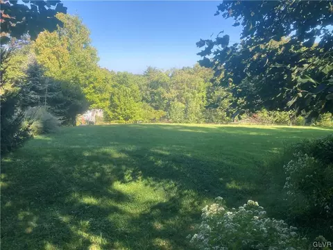 76 Warren St, Fountain Hill Boro, PA 18015