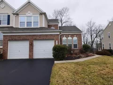 5213 High Vista Dr, South Whitehall Twp, PA 18069