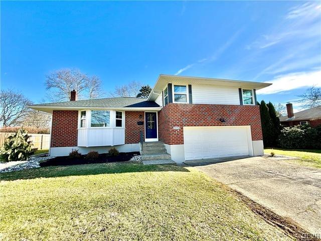3172 Shakespeare Rd, Bethlehem, PA 18017