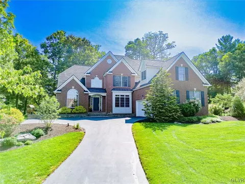 1591 Fieldstone St, Allentown, PA 18106