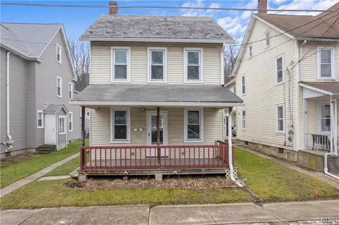 5204 3rd St, Whitehall, PA 18052