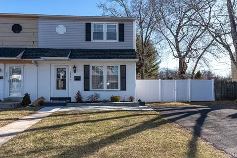 257 N Penrose St, Quakertown, PA 18951