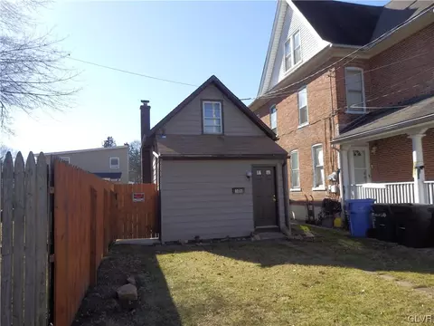 106 S 2nd St, Emmaus, PA 18049