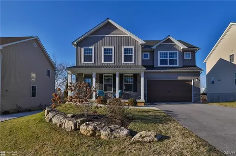 116 Oakwood Dr, Fullerton, PA 18052