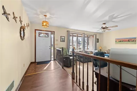 5630 Chenango Dr, Bethlehem, PA 18017 photo 9