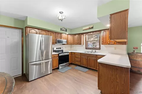 5630 Chenango Dr, Bethlehem, PA 18017 photo 12