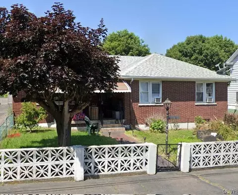 750 Peace St, Hazleton, PA 18201